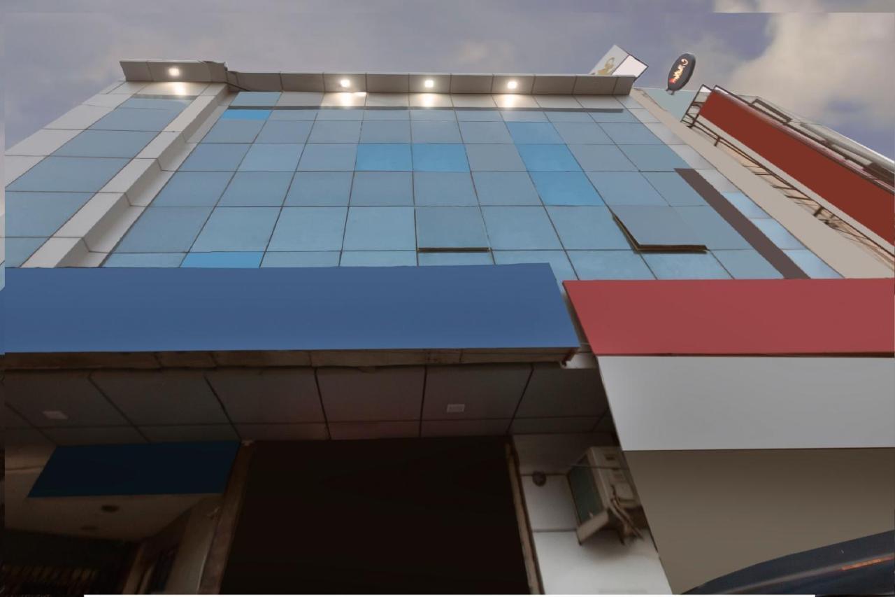 Oyo 77182 Hotel Sea Rock - Mumbai — Photos 1